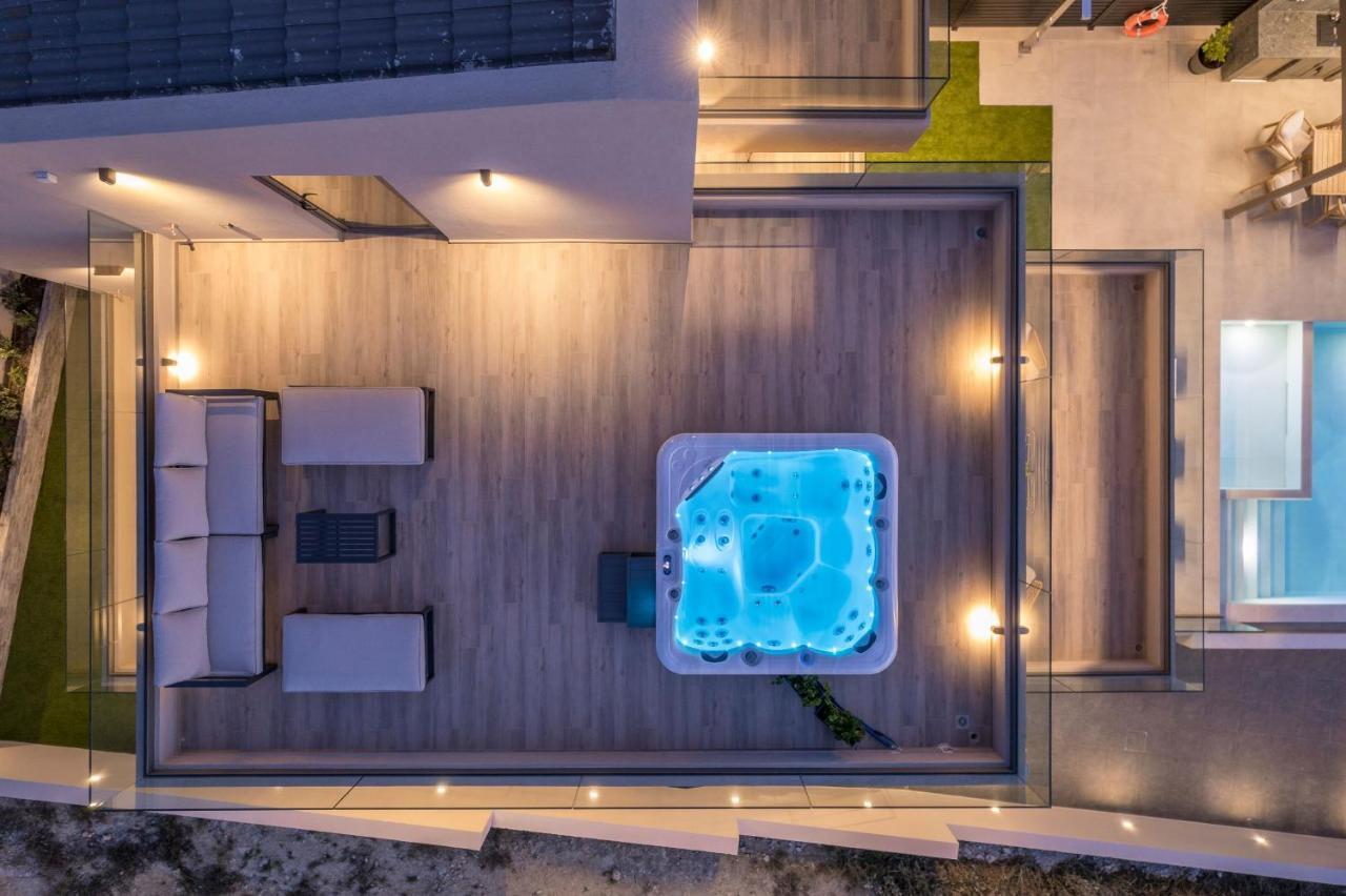 Villa Ekphrasis With Sea View And Jacuzzi Ravdhoukha Ngoại thất bức ảnh