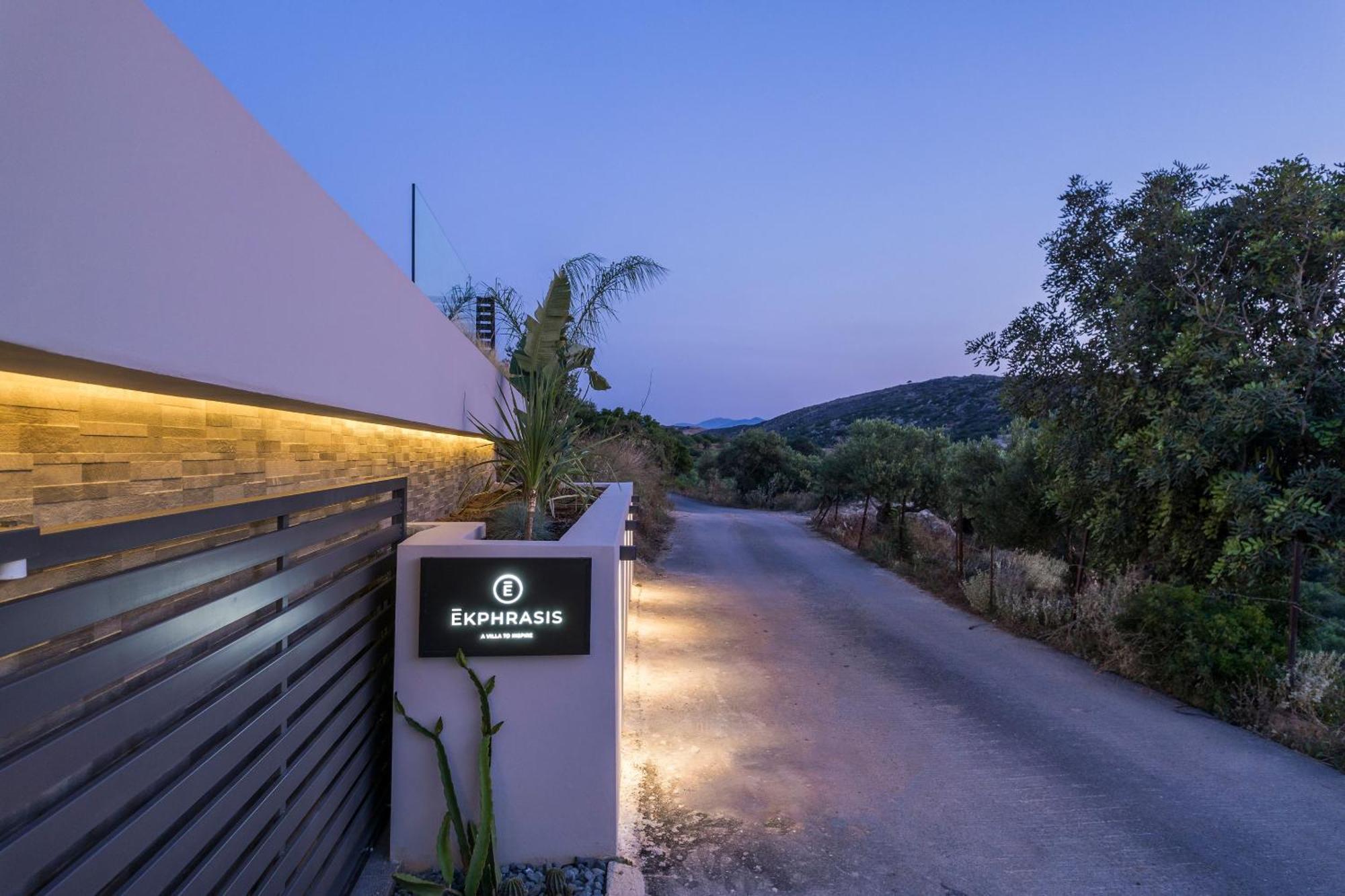 Villa Ekphrasis With Sea View And Jacuzzi Ravdhoukha Ngoại thất bức ảnh